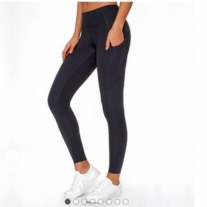 Performance Leggings with pockets